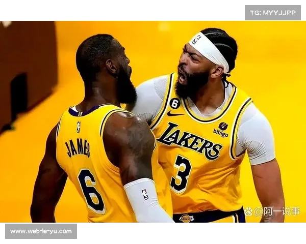 快船终结五连败送湖人赛季第八败,莱昂纳德32分12篮板率队稳住局势 快船终结五连败送湖人赛季第八败,莱昂纳德32分12篮板率队稳住局势