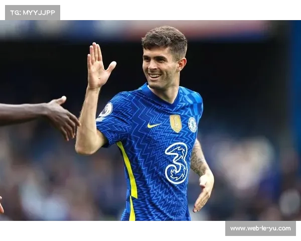 训练场上的普利西奇:美国边锋伤愈复出前的最后冲刺